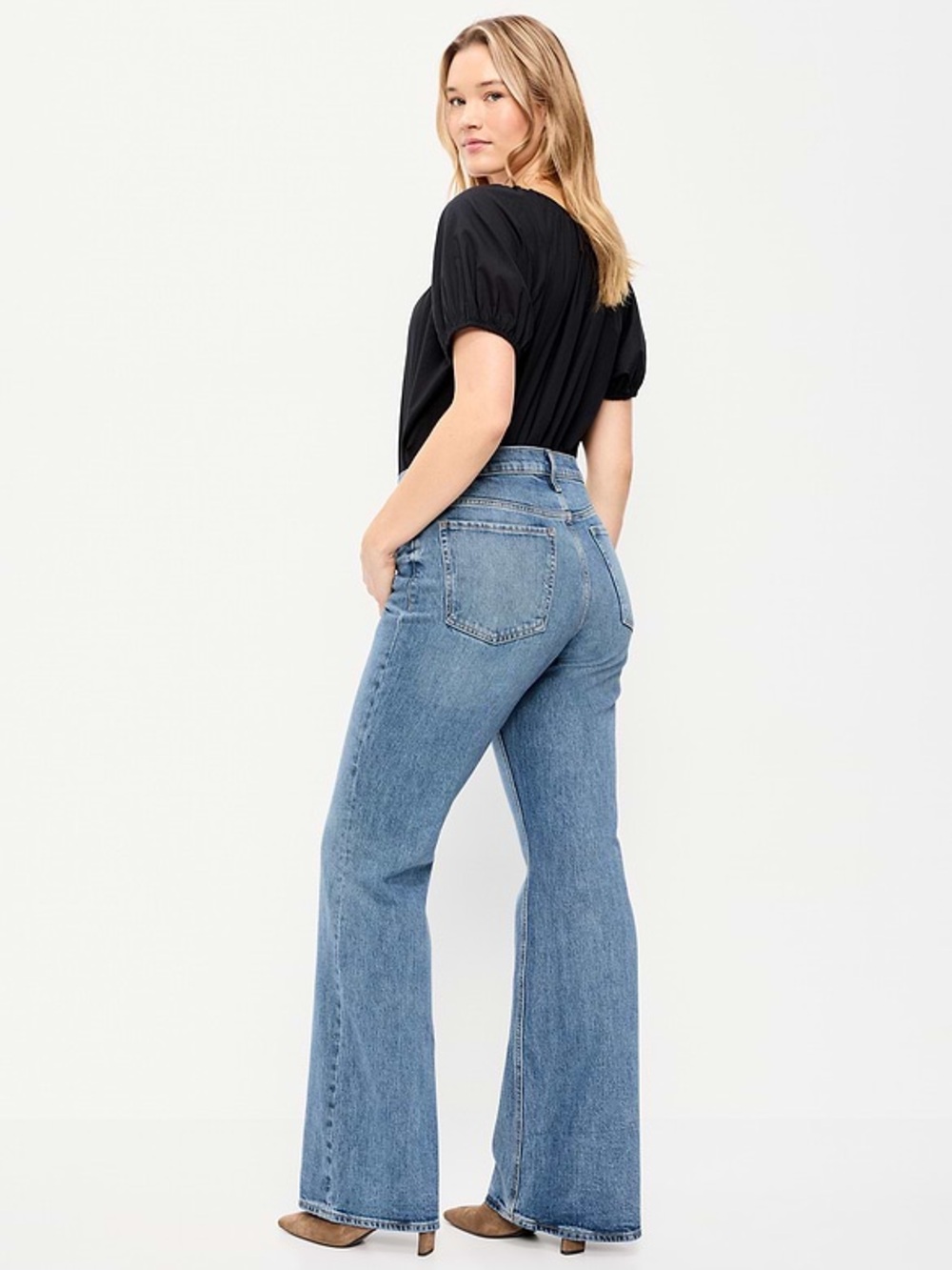 NWT Old Navy Mid-Rise Loose Boot-Cut Jeans Women’s 16 Color Kyle - Picture 3 of 12